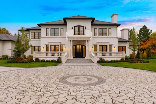 Estate Front Exterior
